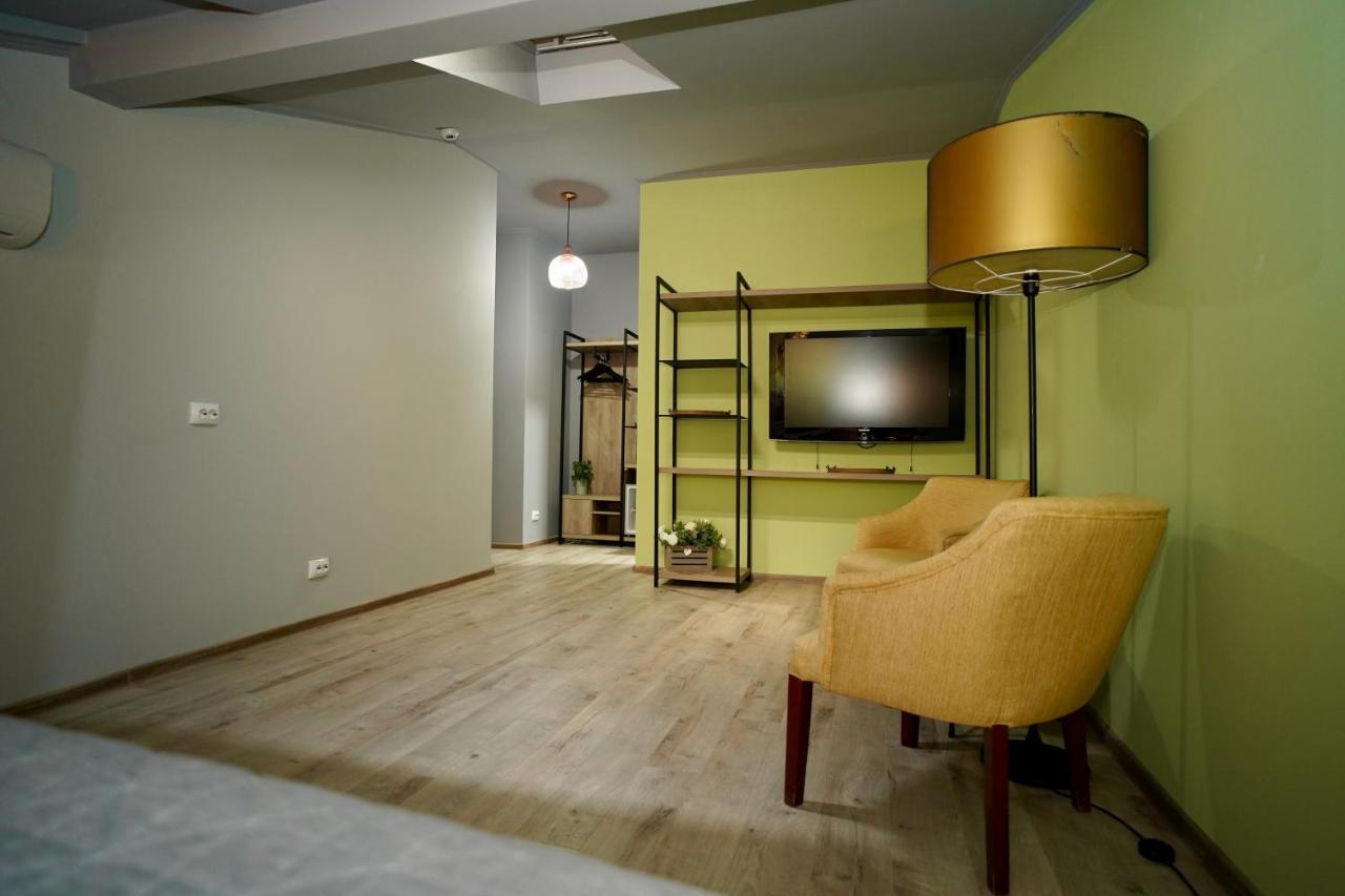 Hotel Corvin House Hunedoara Zewnętrze zdjęcie